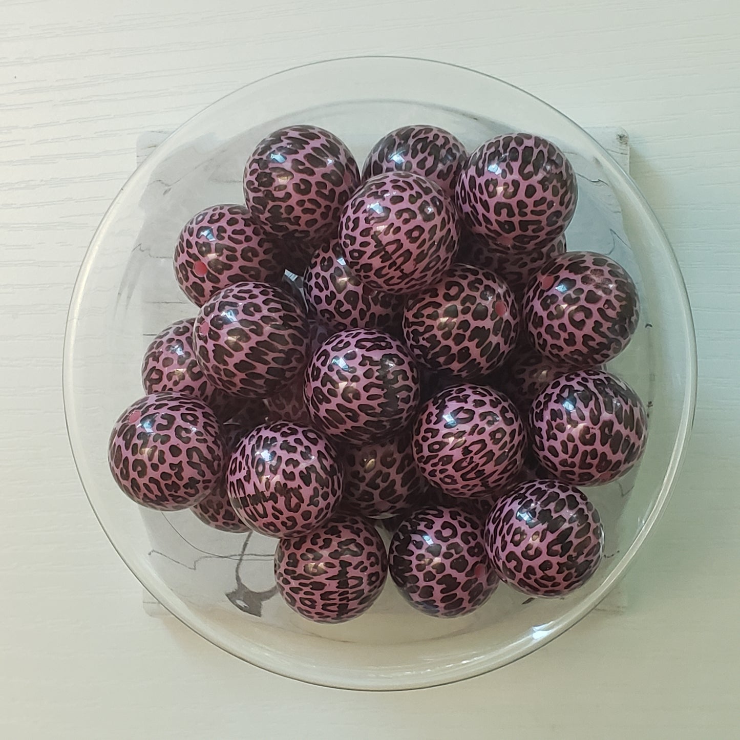 Acrylic 20mm Printed Pink Cheetah Bead A77