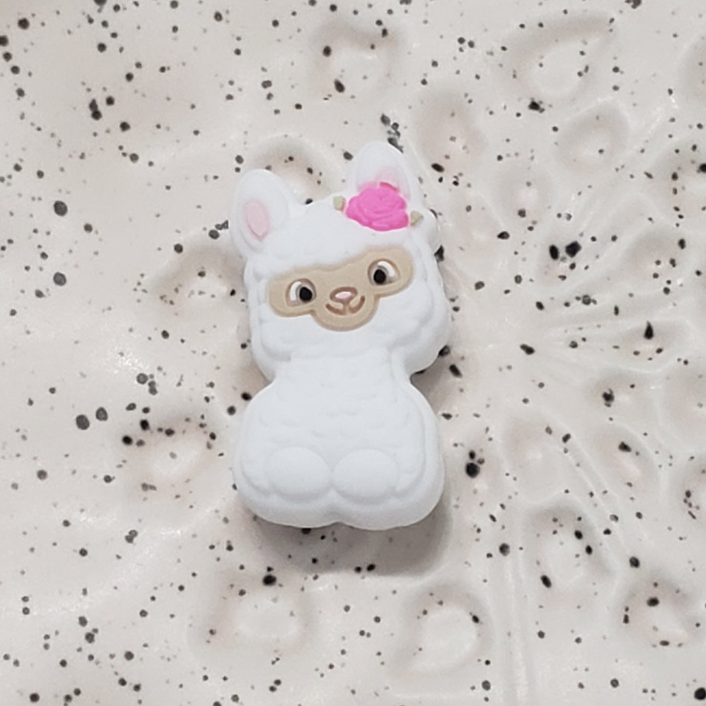 Animal - Lamb White Silicone Focal 0167
