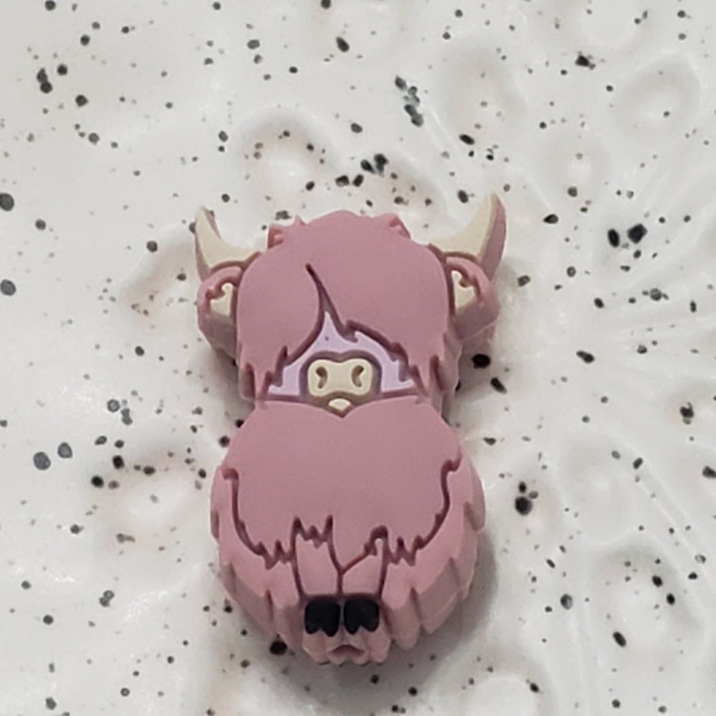 Animal - Highland Cattle Blush Silicone Focal 0089