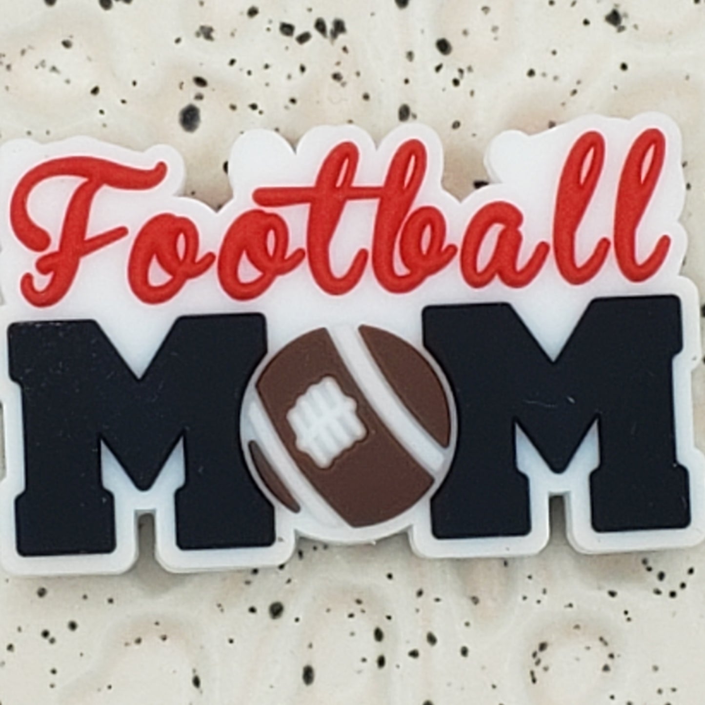7521 - Mom - Football Mom Silicone
