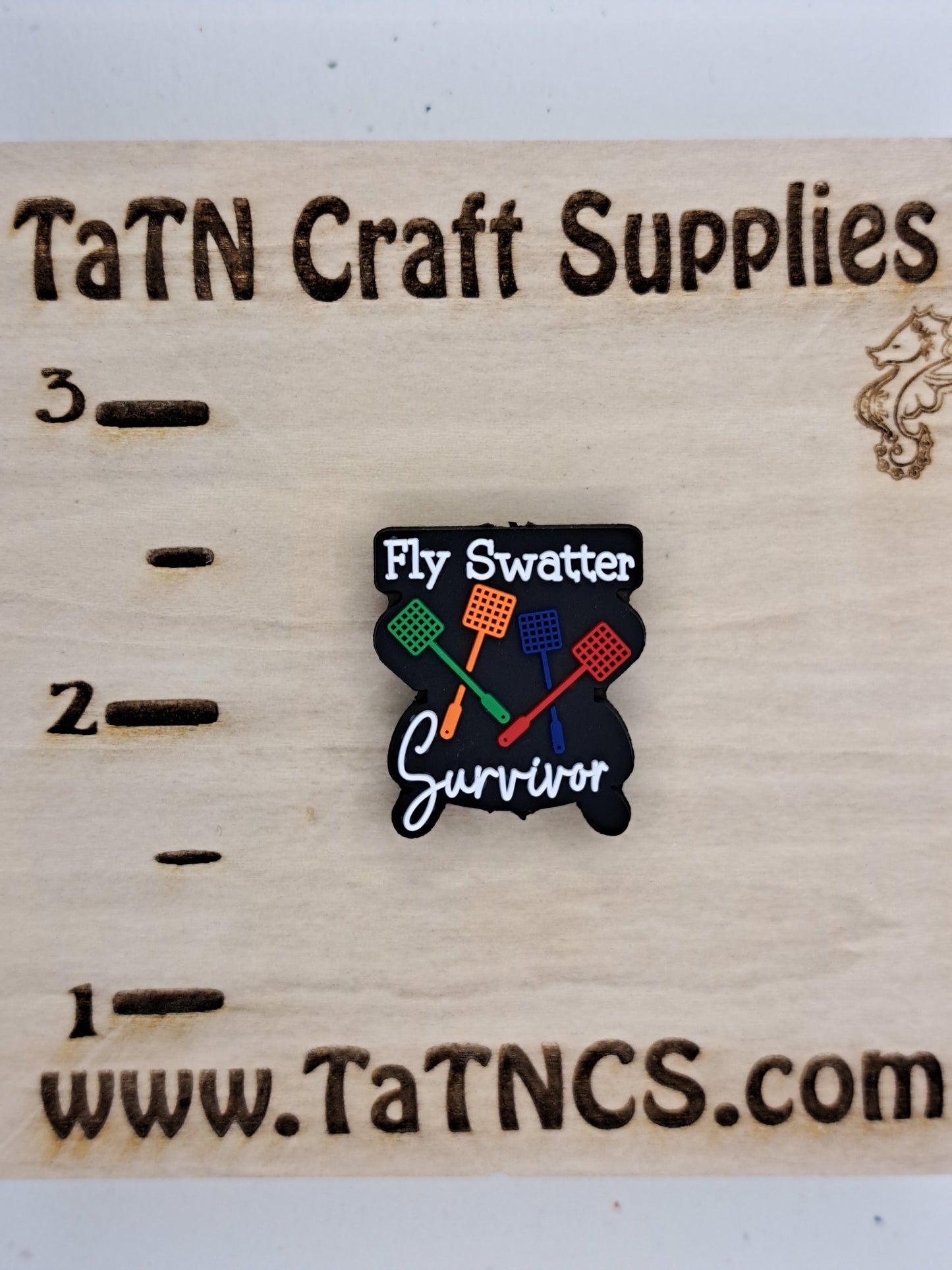 Saying - Fly Swatter Survivor PVC Focal 8541