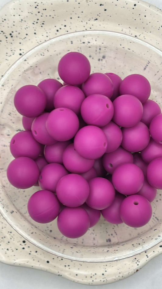 15mm Solid Magenta Silicone Bead Z9