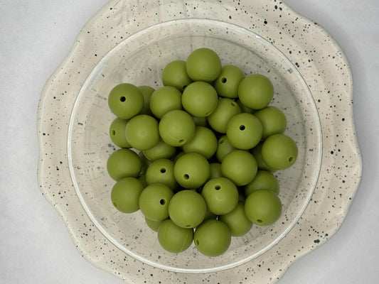 PACK of 15 - 15mm Solid Army Green Silicone Bead Z19