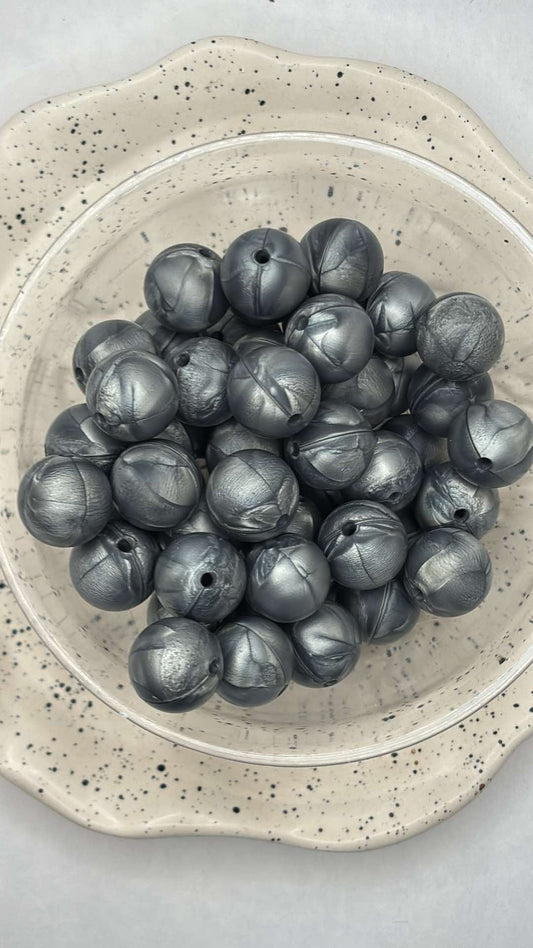 15mm Solid Metallic Silver Silicone Bead Z12