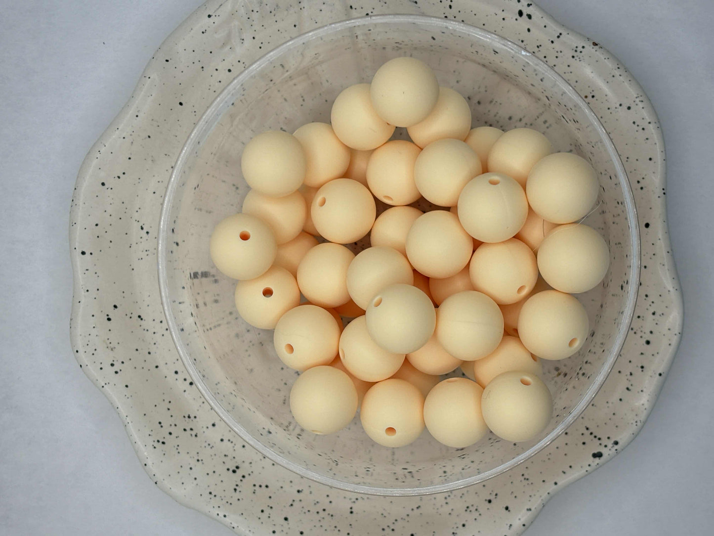 15mm Solid Beige Silicone Bead Z20 - 10 count