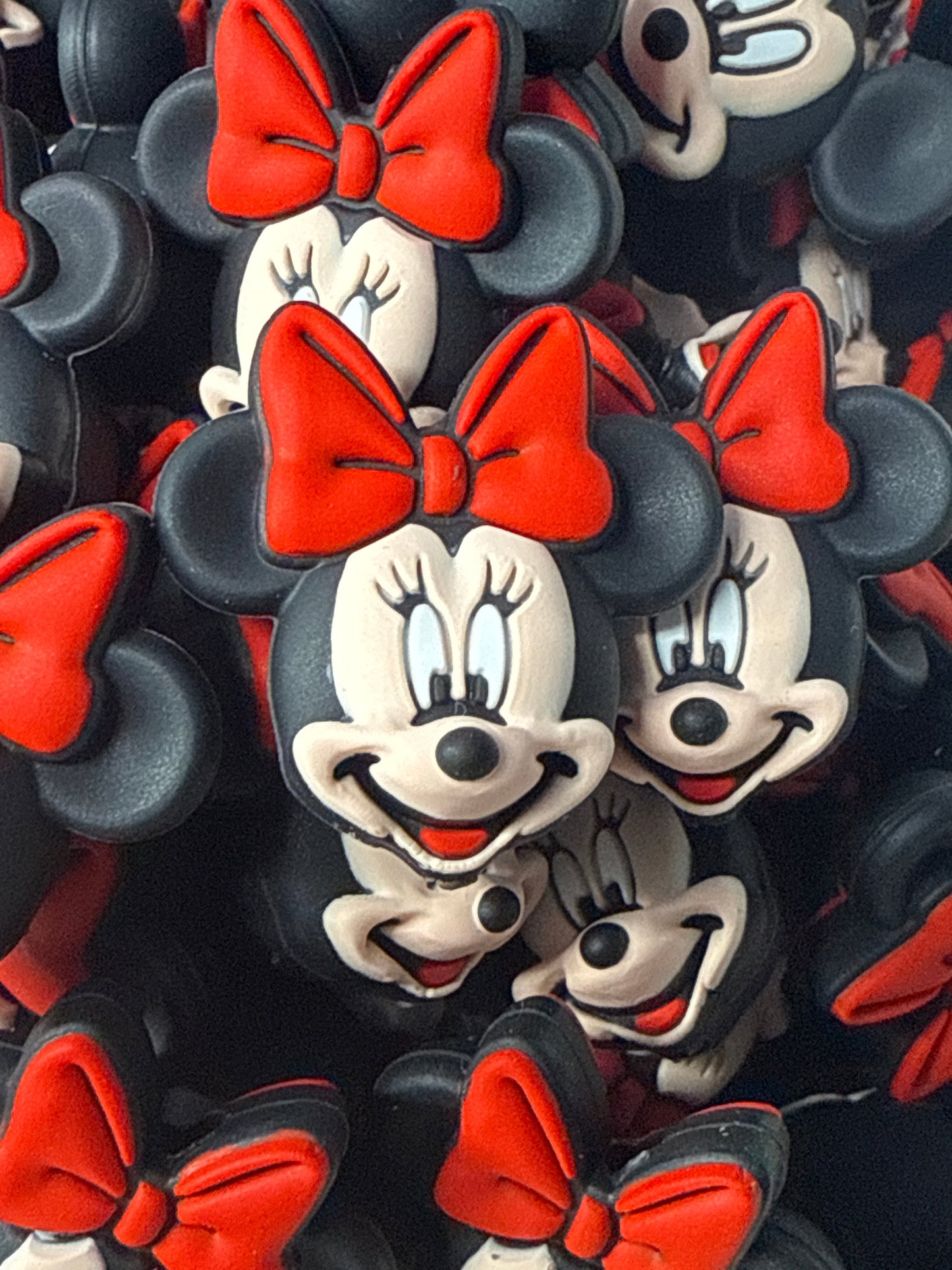 PublicMinnieMouse Head Focal