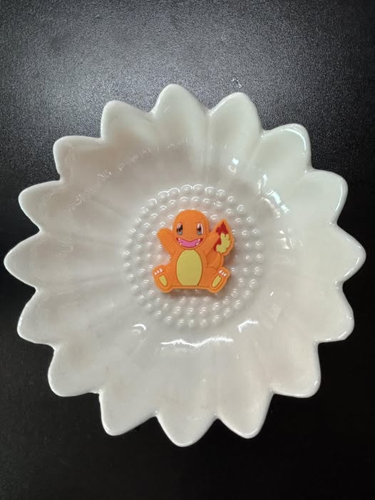 Game - Pokemon - Charmander 6536 Silicone Focal - 3 Count