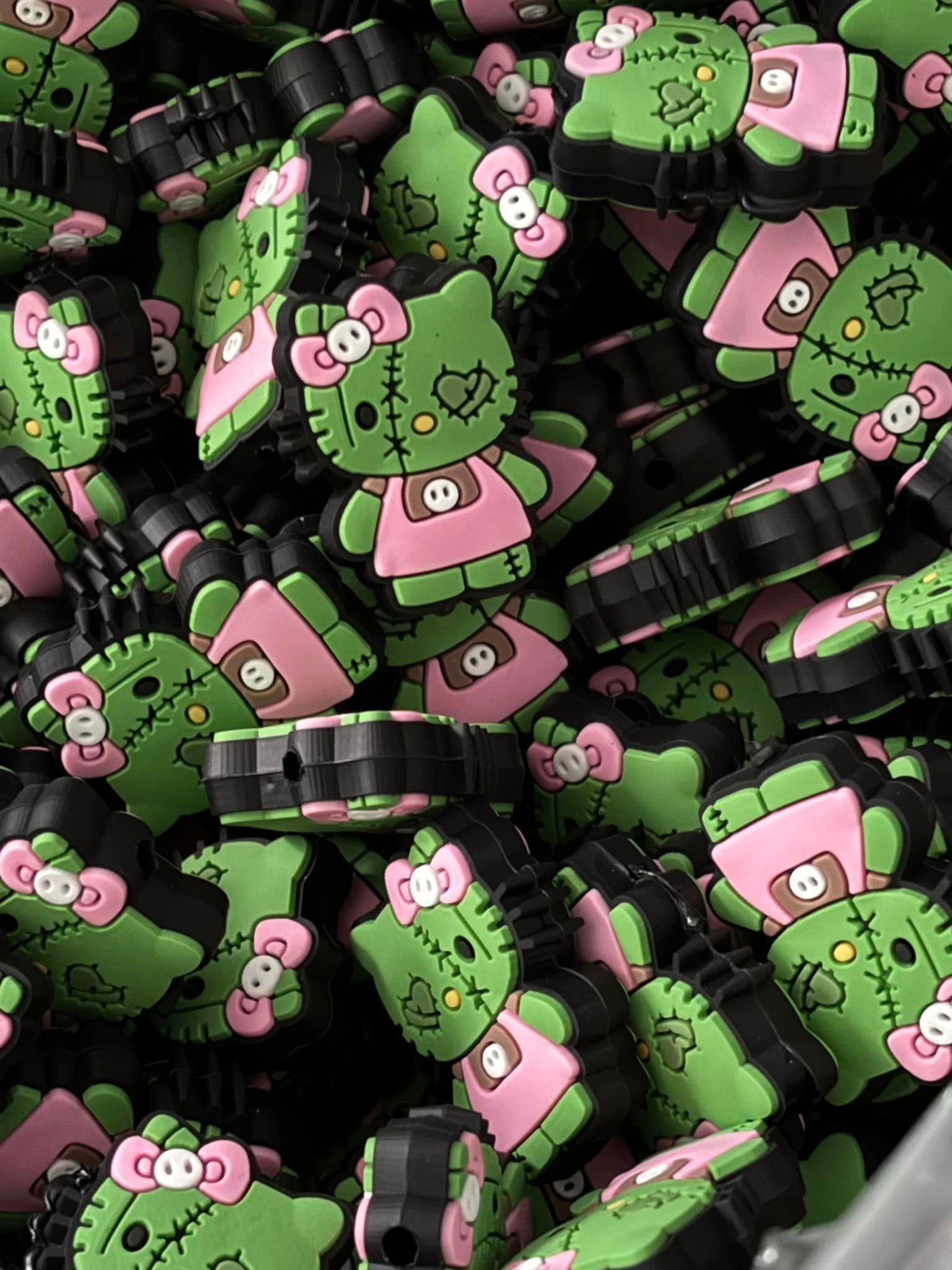 VIPCartoonAnimeHelloKitty Voodoo Doll PVC Focal 15058