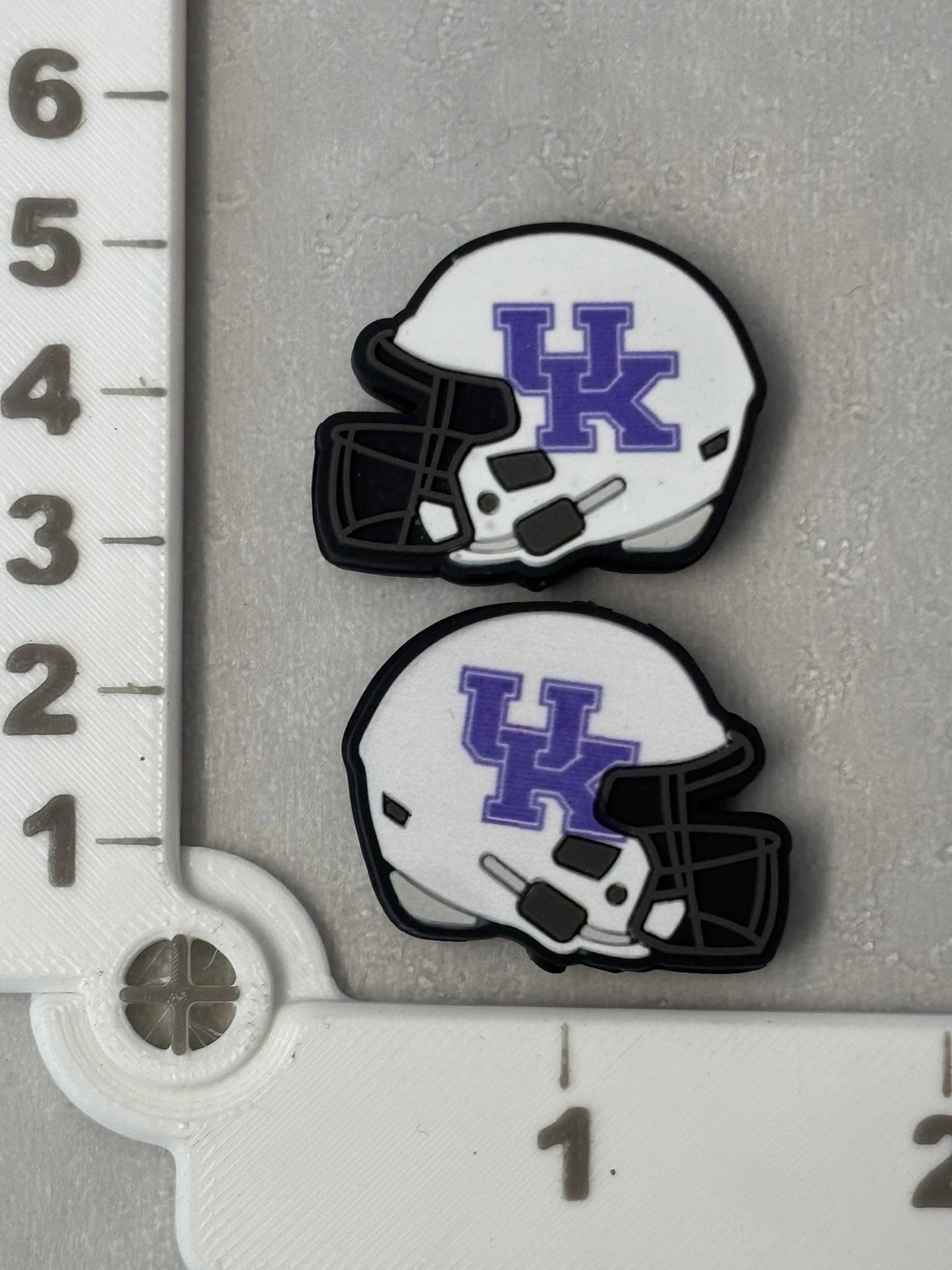 vipCollege vipKentucky vipWildcats Helmet PVC Focal 0327