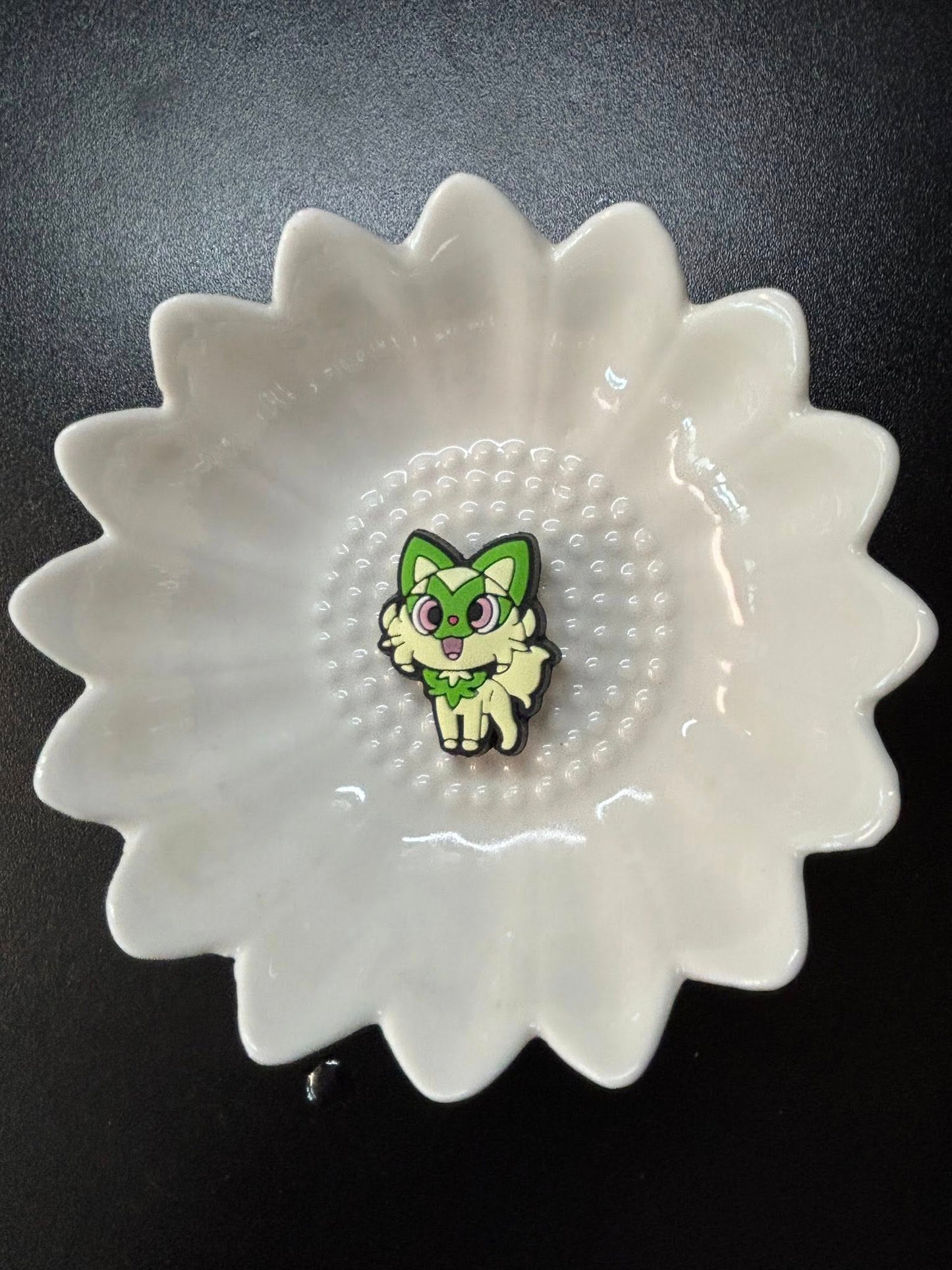 VIPSprigatito PVC Focal 0451