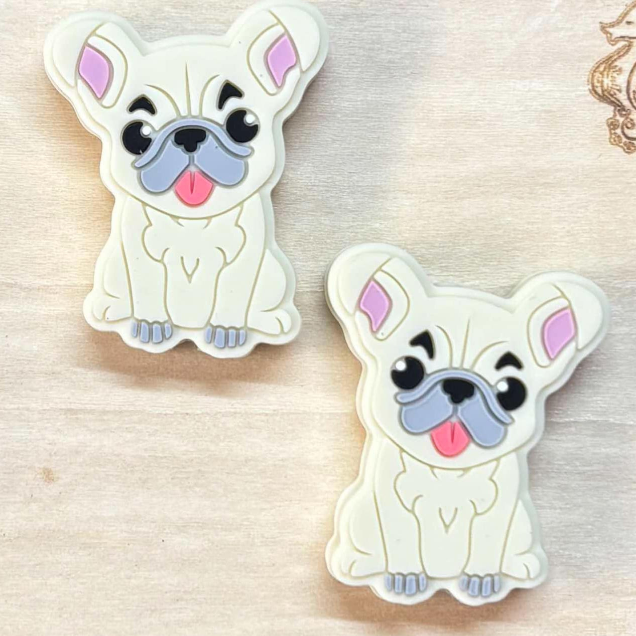 Dog - Frenchie / Bulldog Cream Silicone Focal 0051