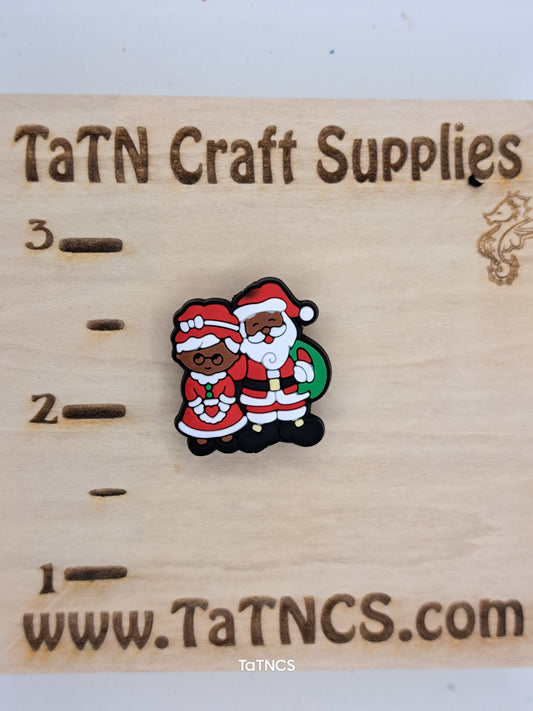 Christmas - Santa and Mrs. Clause Focal 42