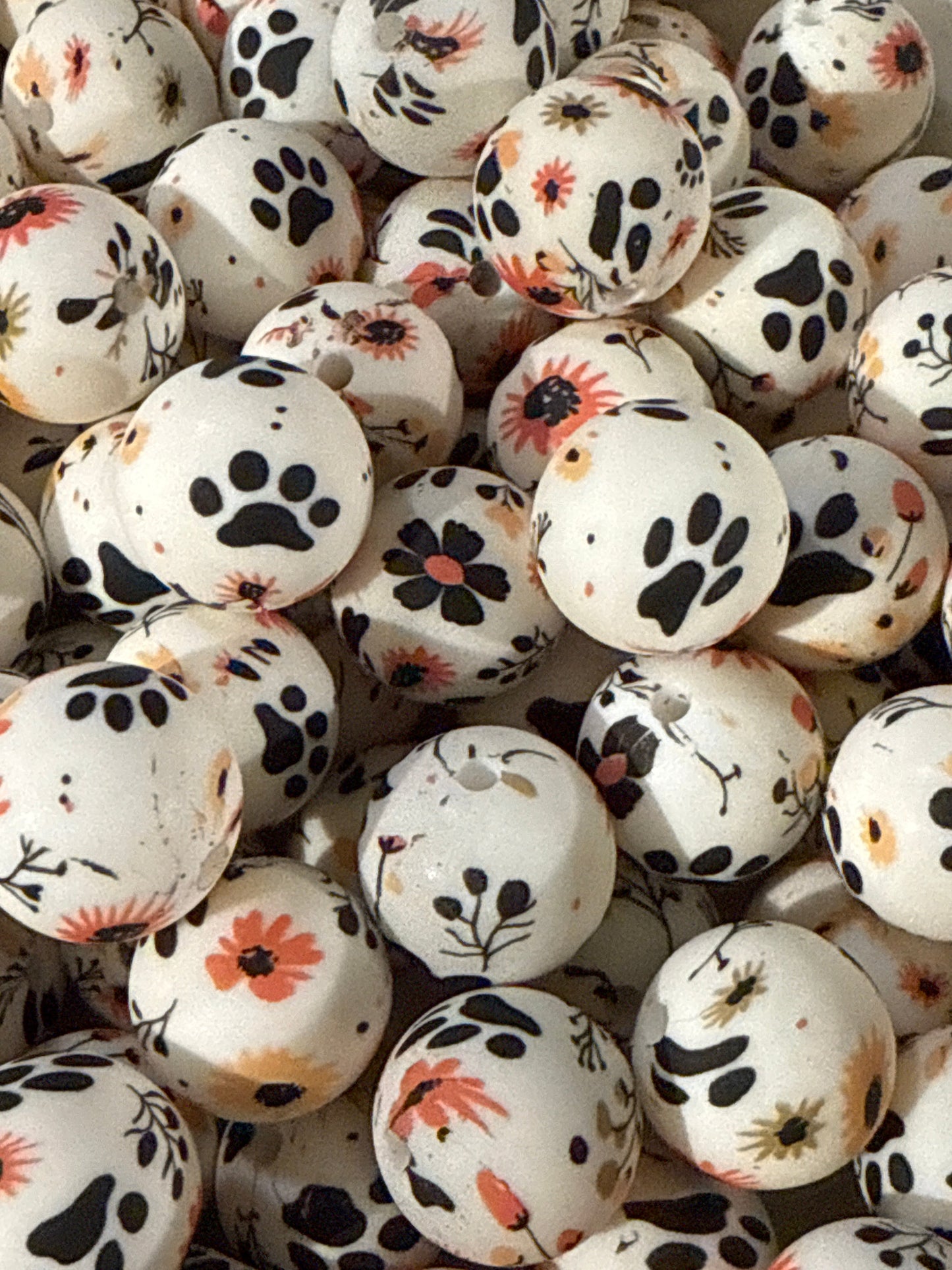 Silicone Bead Garden Dog Paw P21  15mm - 10 pack