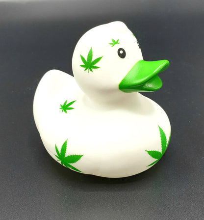 Dutch Ducky Cannabis 8cm: Green