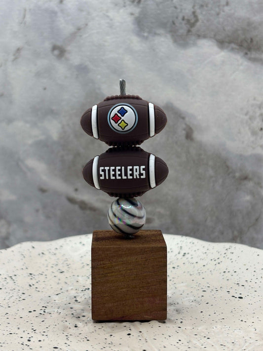 Football - 3D Football Pittsburg Steelers 0217 - 5 Count