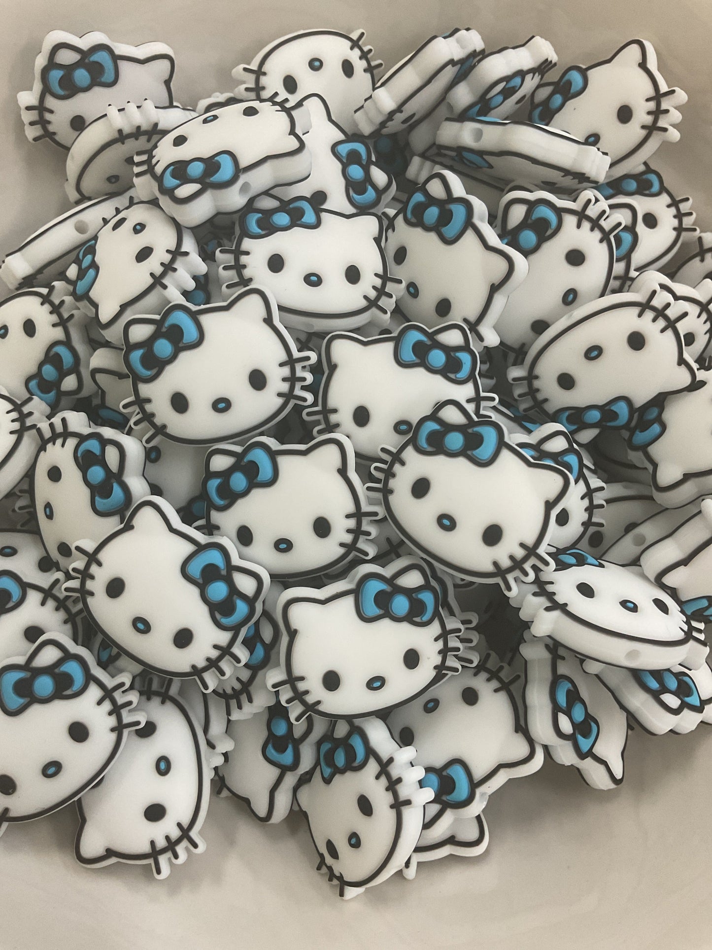 PublicHelloKitty Bow Head Silicone Focal Blue