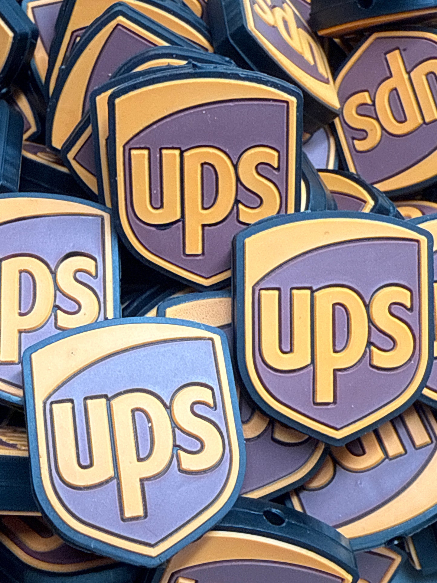 PublicUPS Silicone Focal