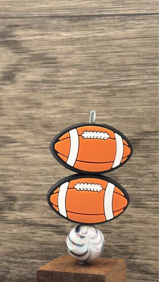 9027 - Football - Football Silicone Focal