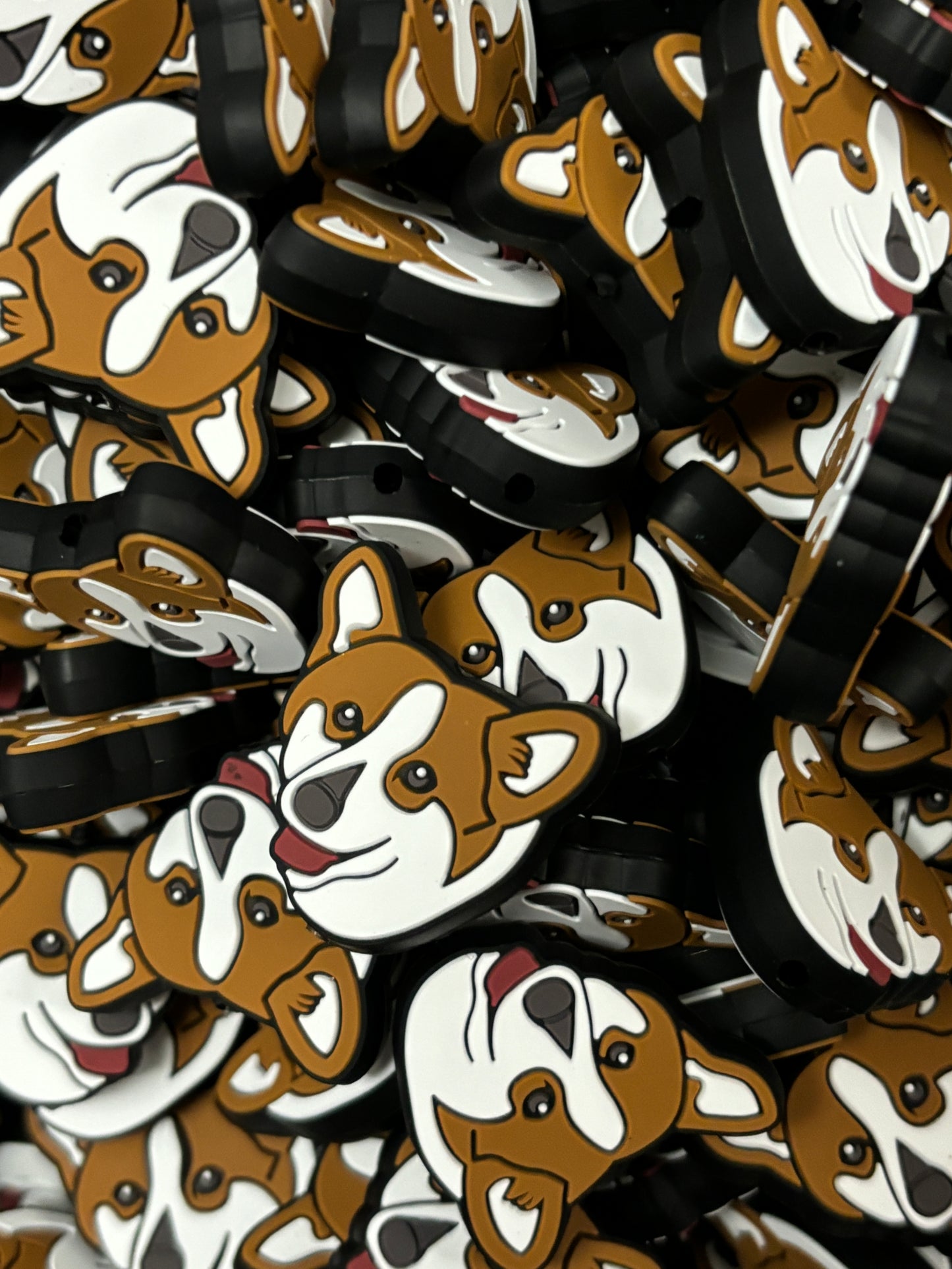 0045 - Animal - Dog - Corgi Silicone Focal