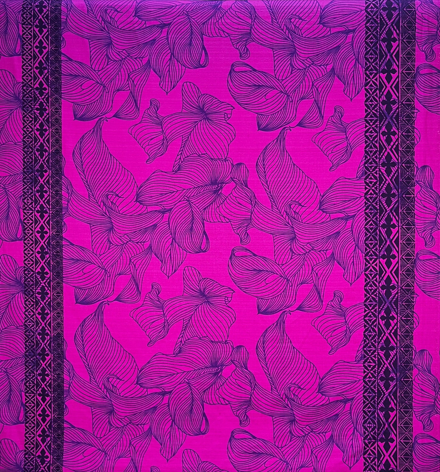 Lily with Tapa Double Border Cotton Light Barkcloth Fabric | Islands Fabric