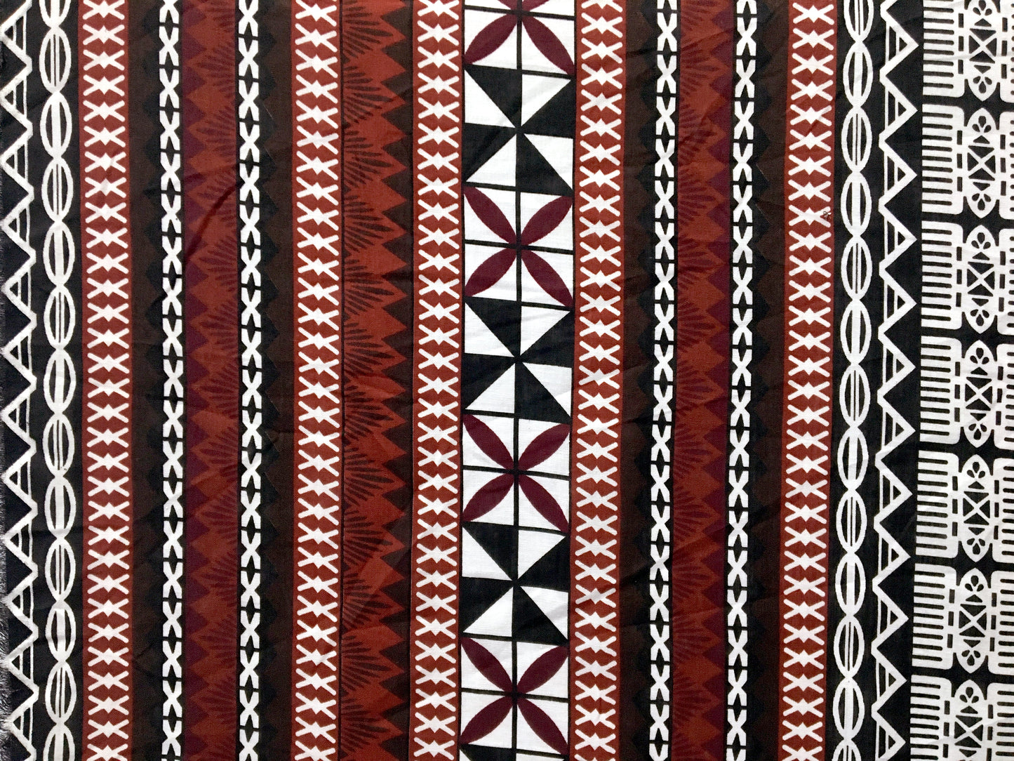 Fiji Turtle Border Poly Linen Fabric | Islands Fabric