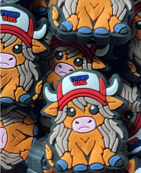 VIPTrump Girl Highland Cow PVC Focal 0510