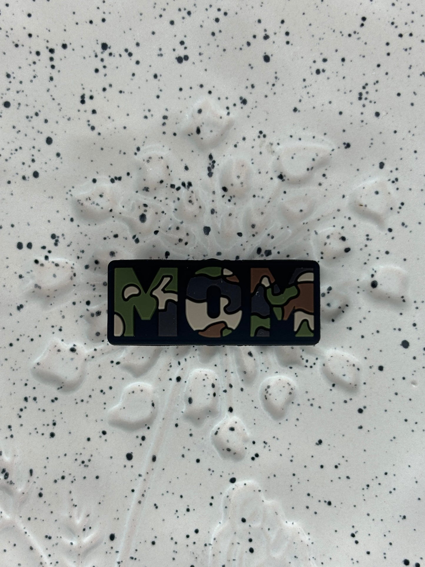 Mom - Camo Mom Silicone Focal Bead 0261